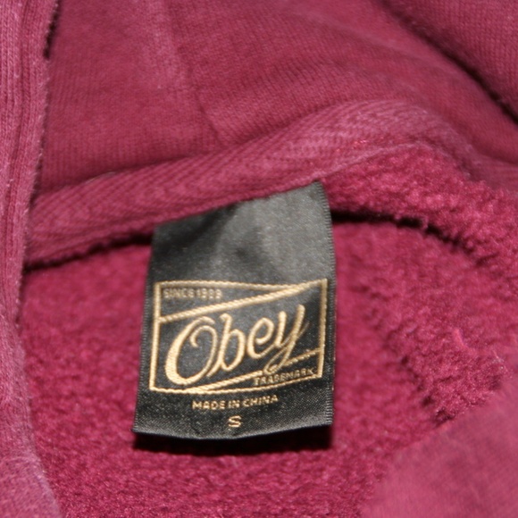 Obey sweatshirt - Picture 3 of 3